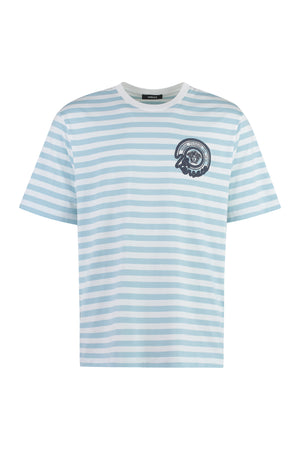 VERSACE ライトブルーストライプコットンTシャツ（男性用）