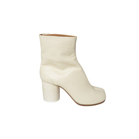 Maison Margiela Chic Women’s Mini Boots for All Seasons