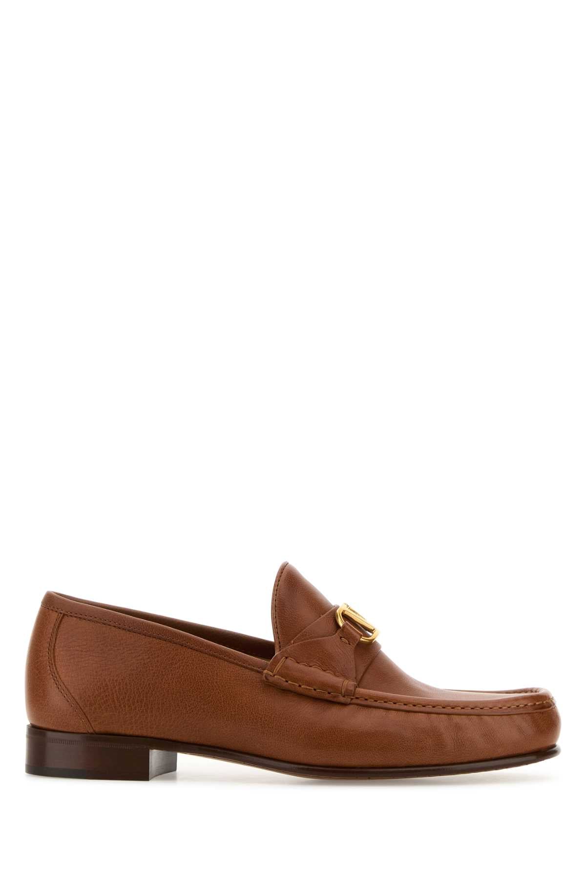 VALENTINO GARAVANI Elegant Leather VLogo Loafers