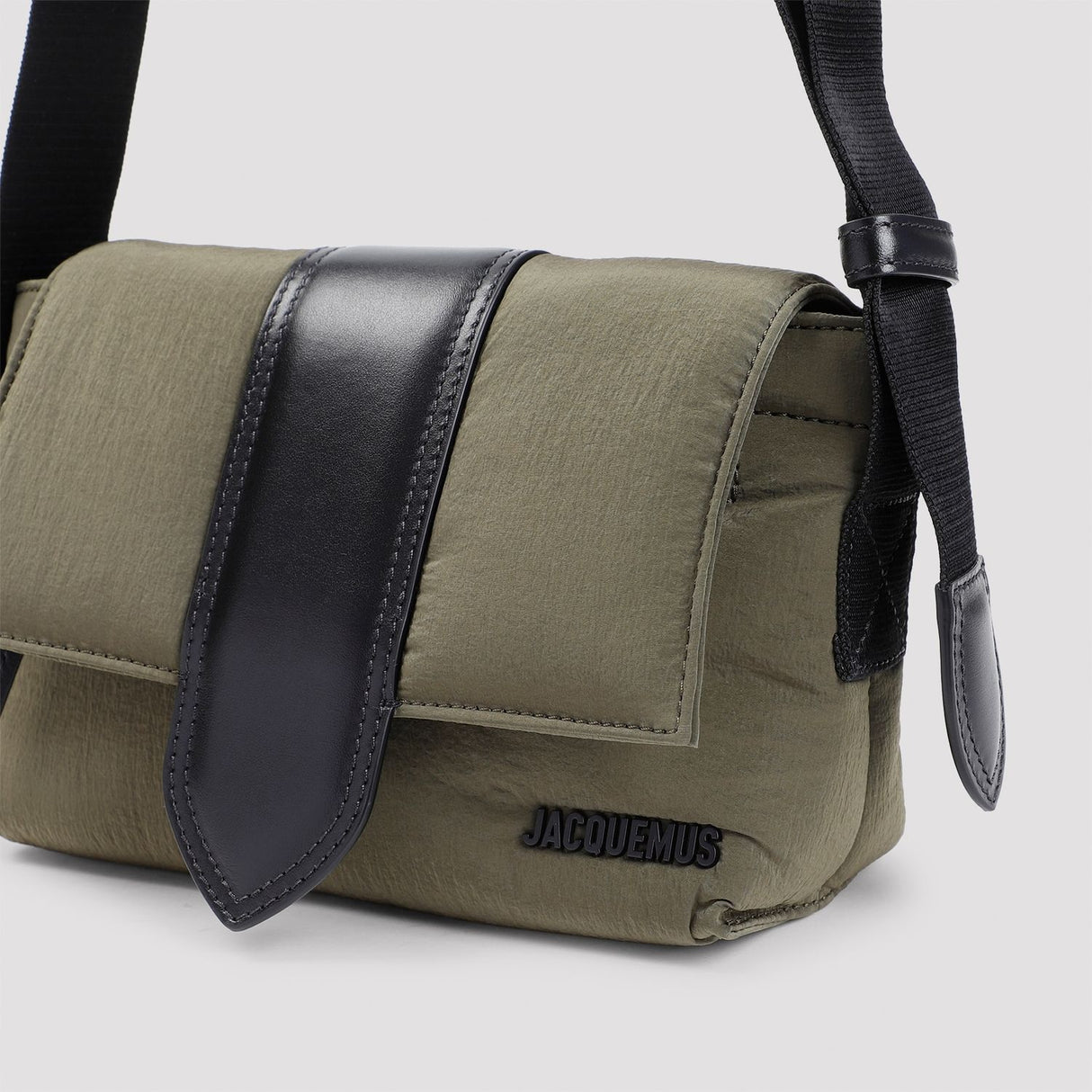 JACQUEMUS Mini Messenger Bag - FW24 Collection