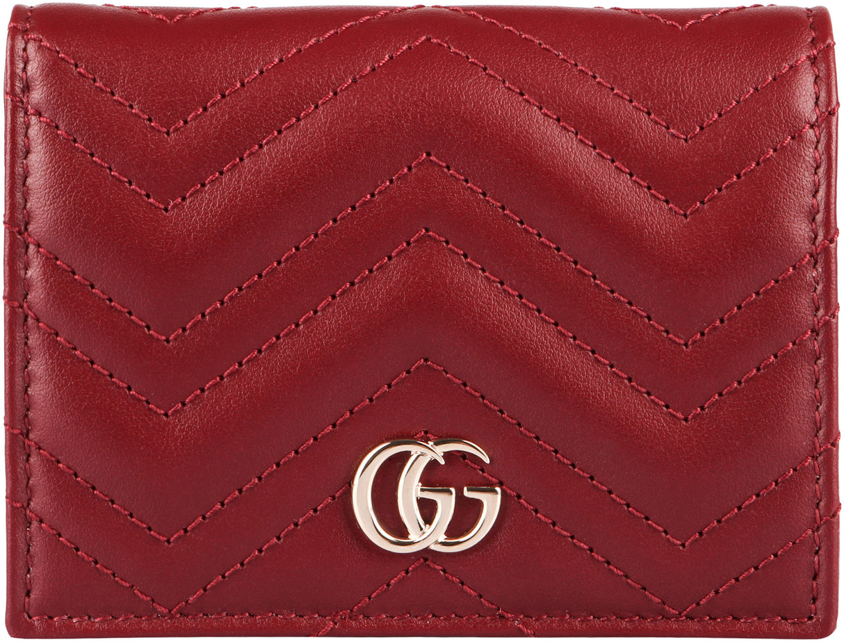 GUCCI Sophisticated Quilted Leather Wallet for the Modern Woman