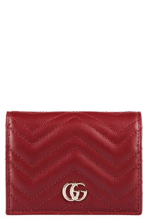 GUCCI Sophisticated Quilted Leather Wallet for the Modern Woman