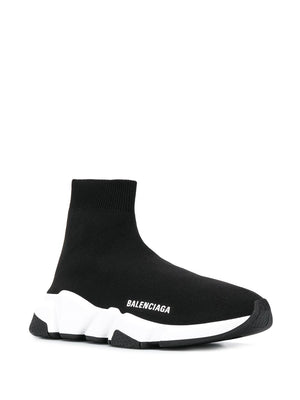 BALENCIAGA 女性用ブラックアーモンドトゥスピードスニーカー - SS24コレクション