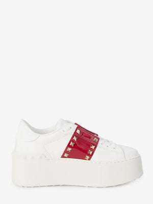 VALENTINO GARAVANI Flatform Rockstud Untitled 5.7cm Sneaker