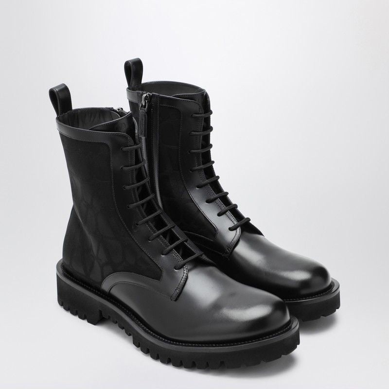 VALENTINO GARAVANI Combat Boot in Technical Fabric and Calfskin