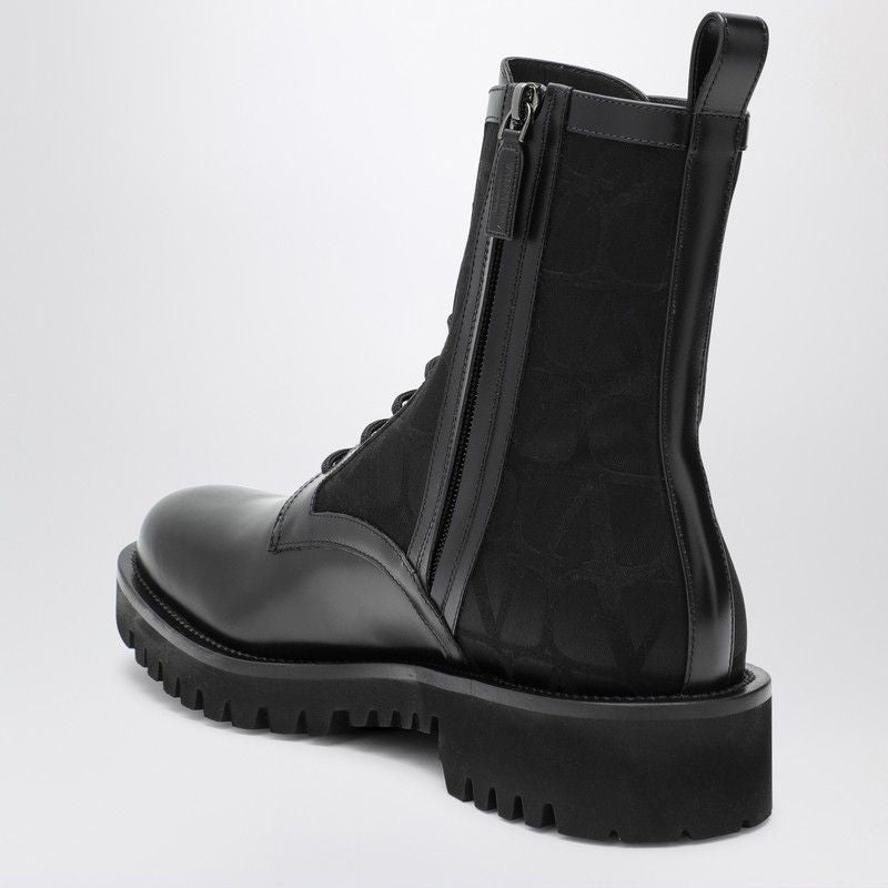 VALENTINO GARAVANI Combat Boot in Technical Fabric and Calfskin