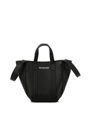 BALENCIAGA オシャレ女子向け多機能ブラックレザーショルダーバッグ