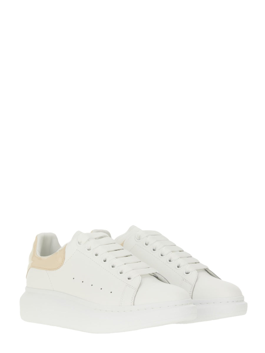 ALEXANDER MCQUEEN Elevated Leather Sneakers for Men - Classic Design