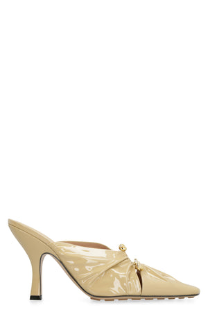 BOTTEGA VENETA Leather Flat with Gold-Tone Detail