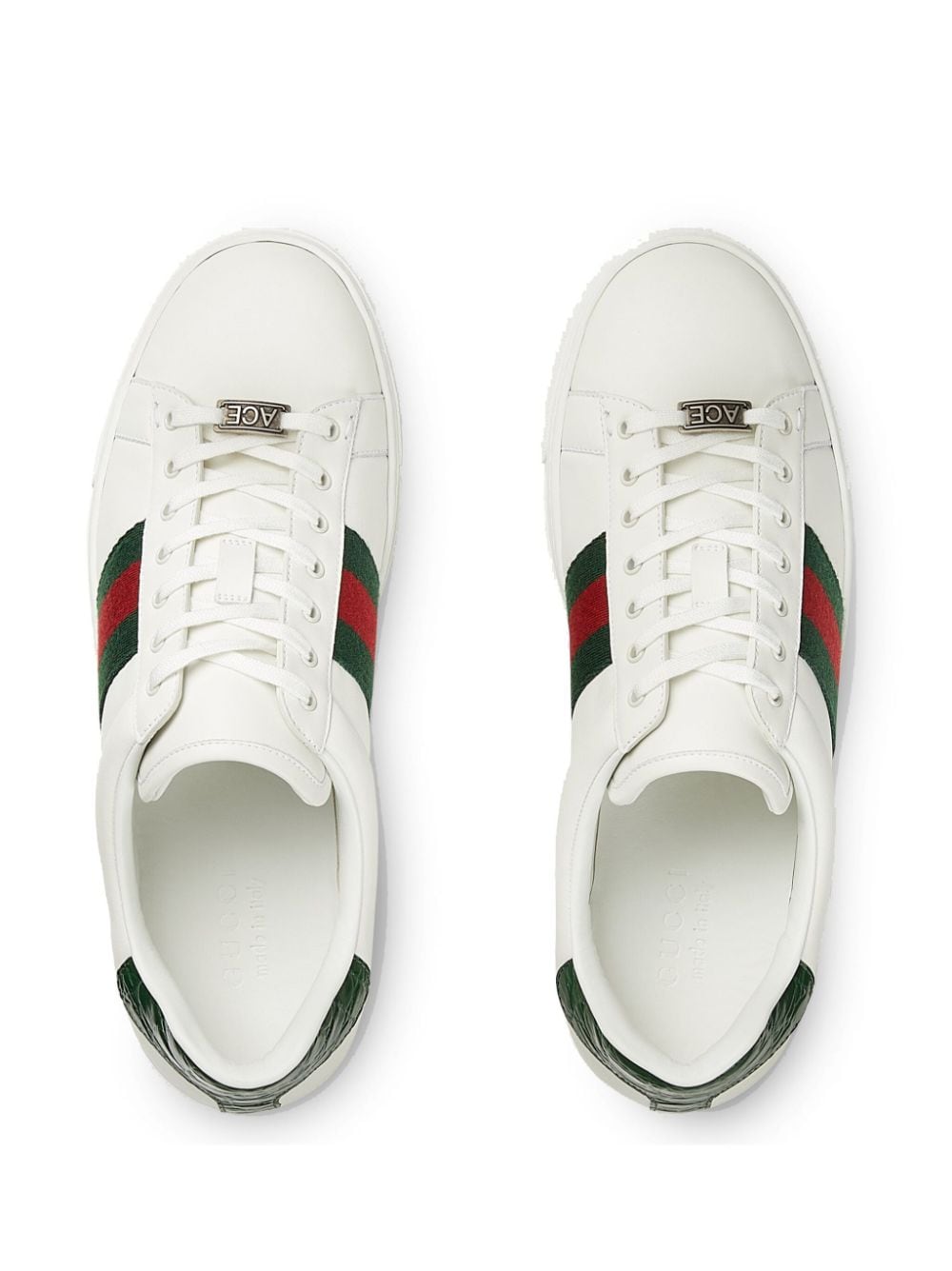 GUCCI 白いロートップレザースニーゕのコントラストヒールとグリーンレッドグリーンのウェブディテール付き