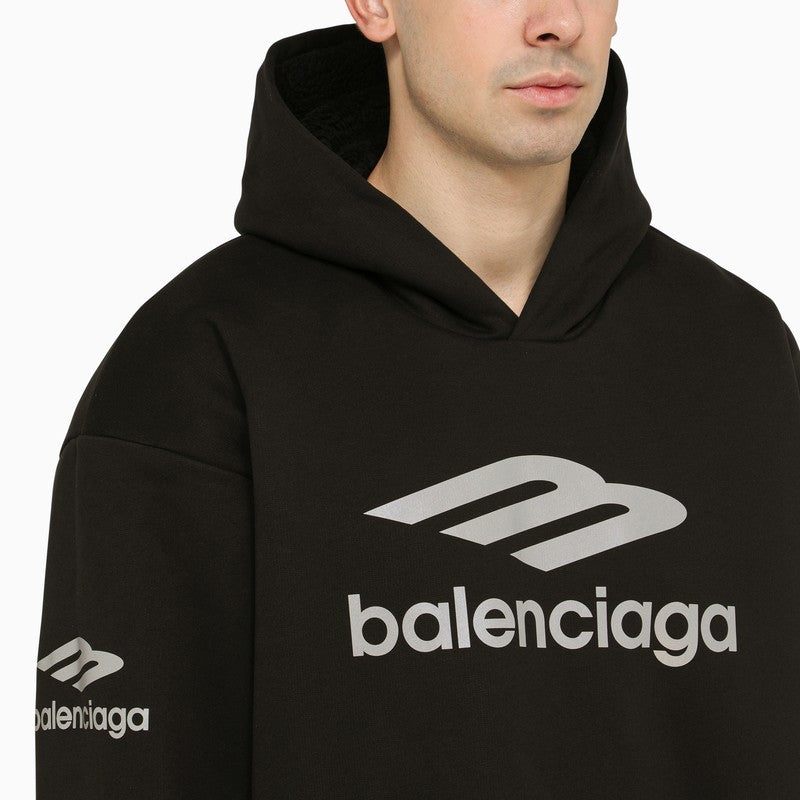 BALENCIAGA 男性用防水スポーツフーディで寒さを乗り切る