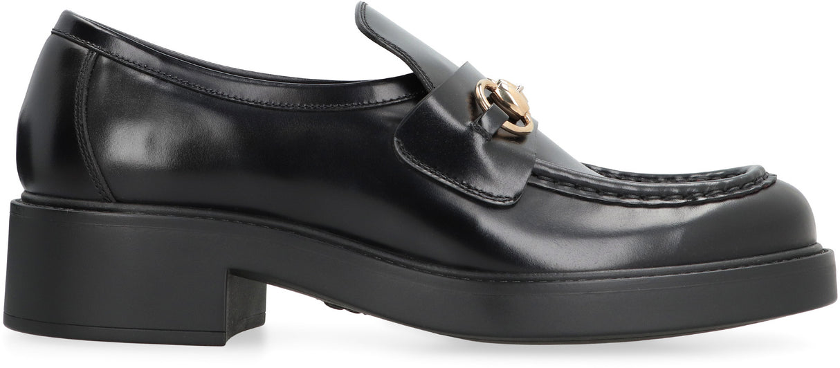 GUCCI Chic Leather Loafers with Horsebit Detail