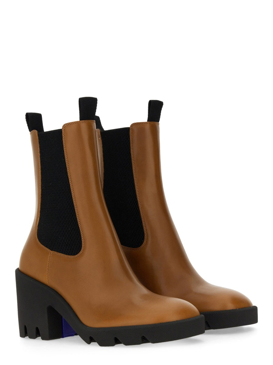 BURBERRY Luxurious Leather Ankle Boots for Women