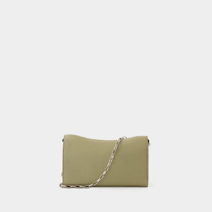 BURBERRY Mini Wallet on Chain - Timeless Elegance