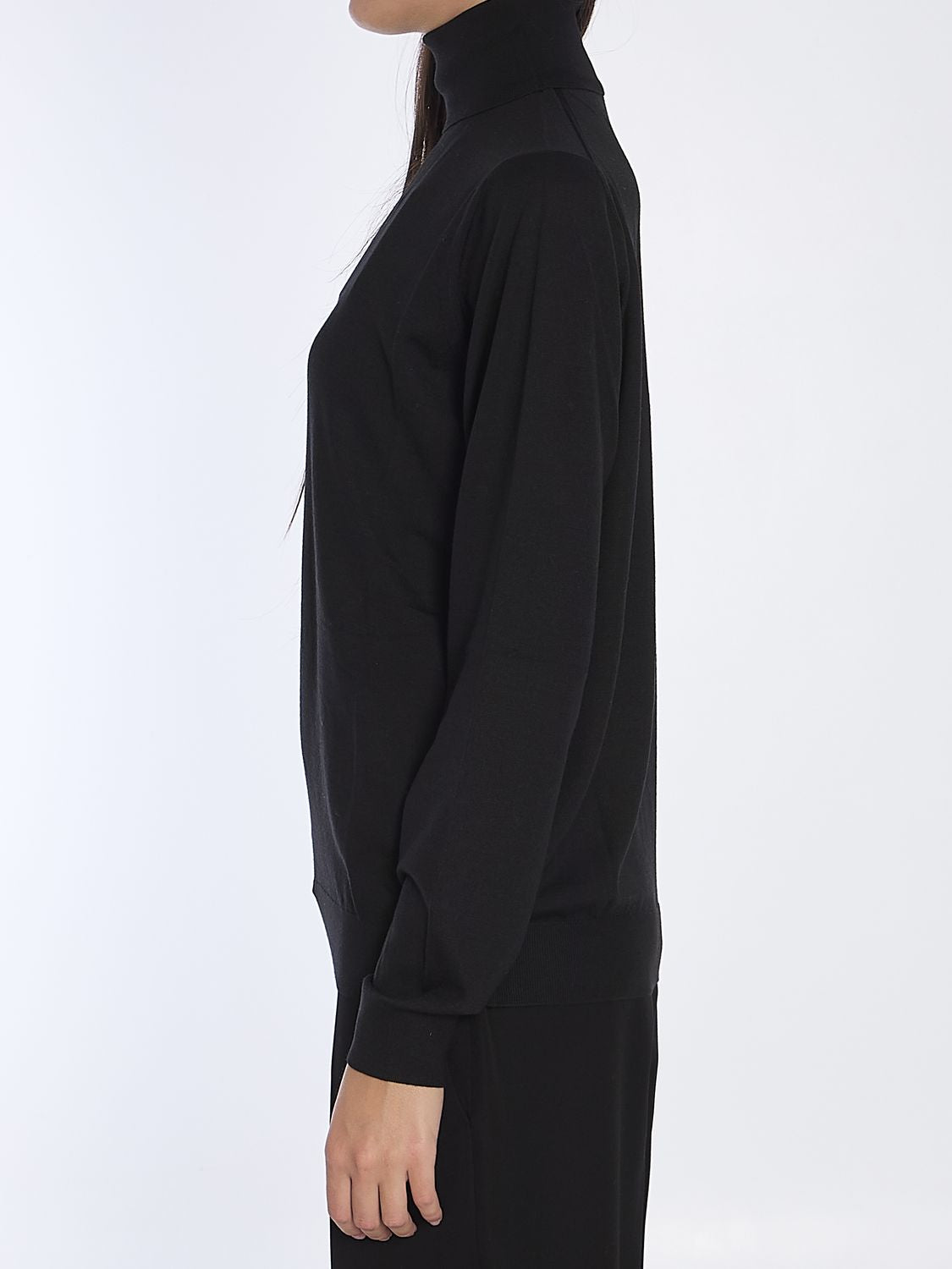 THE ROW Heva Turtleneck Sweater - Regular Fit