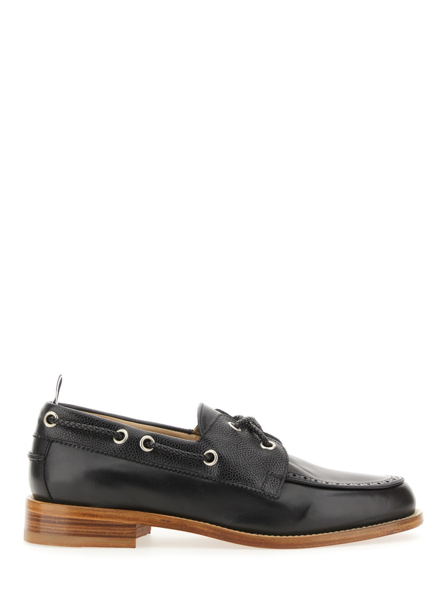 THOM BROWNE Elegant Leather Boat Moccasin