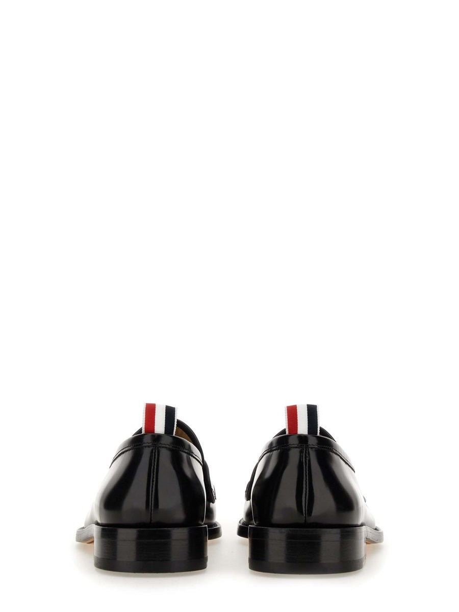 THOM BROWNE Classic Leather Loafer