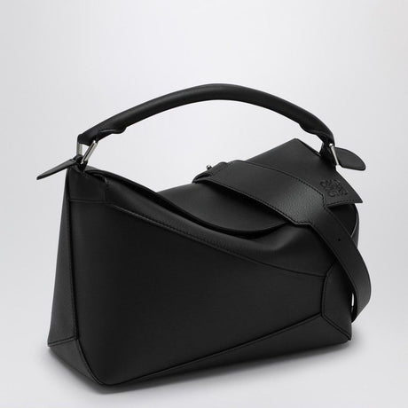 LOEWE エレガントな黒のカーフスキン レザー パズル ハンドバッグ