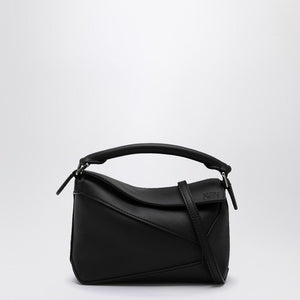 LOEWE 上品なミニ黒革ハンドバッグ