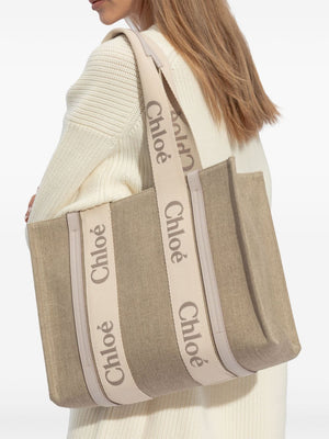 CHLOÉ シックな中サイズのブラッシュベージュトートハンドバッグ - SS24コレクション