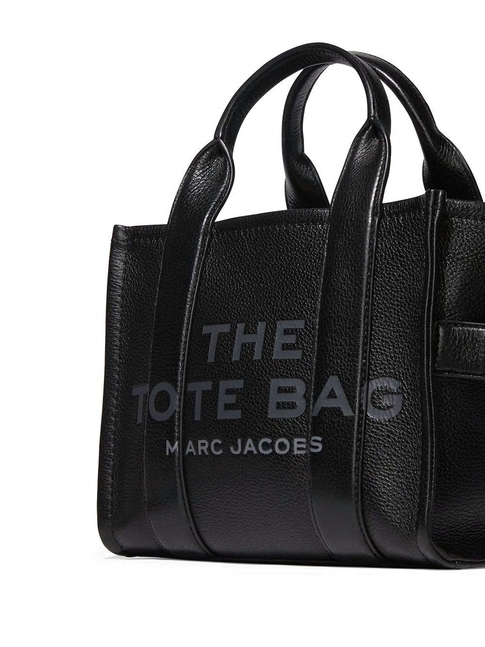 MARC JACOBS スタイリッシュなレッドレザートートバッグ- SS24コレクション