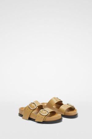 JIL SANDER Chic Flat Sandals with Silver Buckle Straps