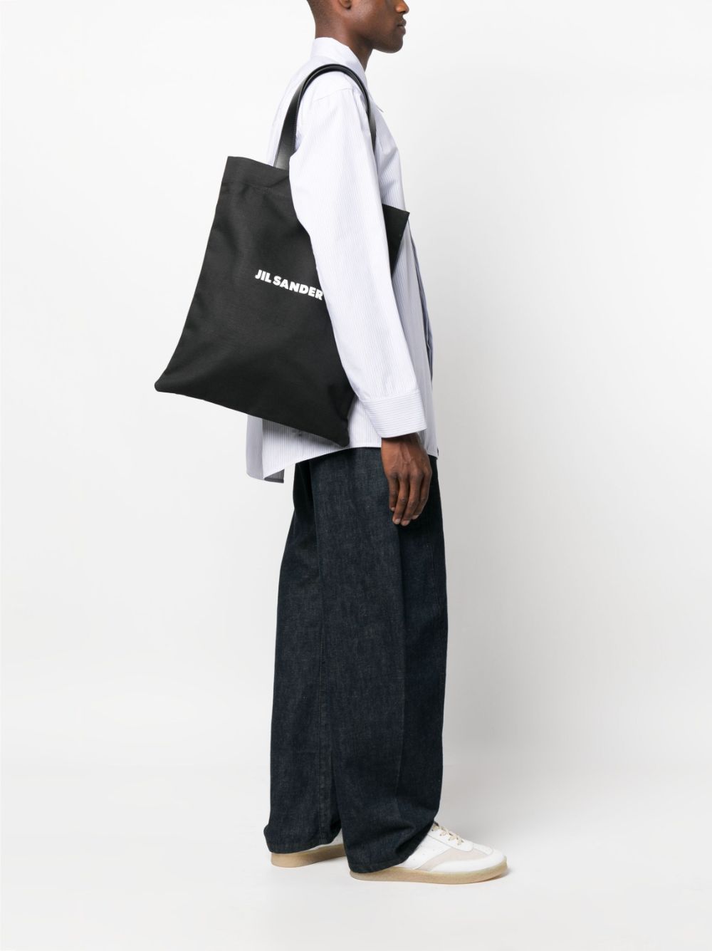 JIL SANDER ユニークなカラーのメンズトートバッグ