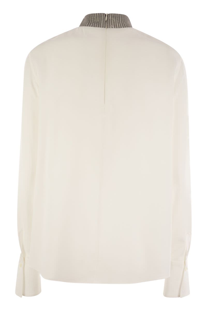 BRUNELLO CUCINELLI Elegant Silk Crepe Blouse with Luminescent Neck Jewel