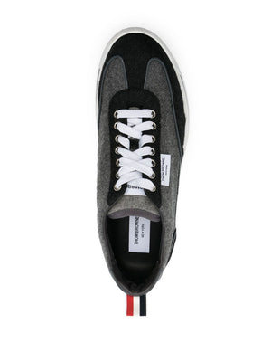 THOM BROWNE Low-Top Leather Sneaker