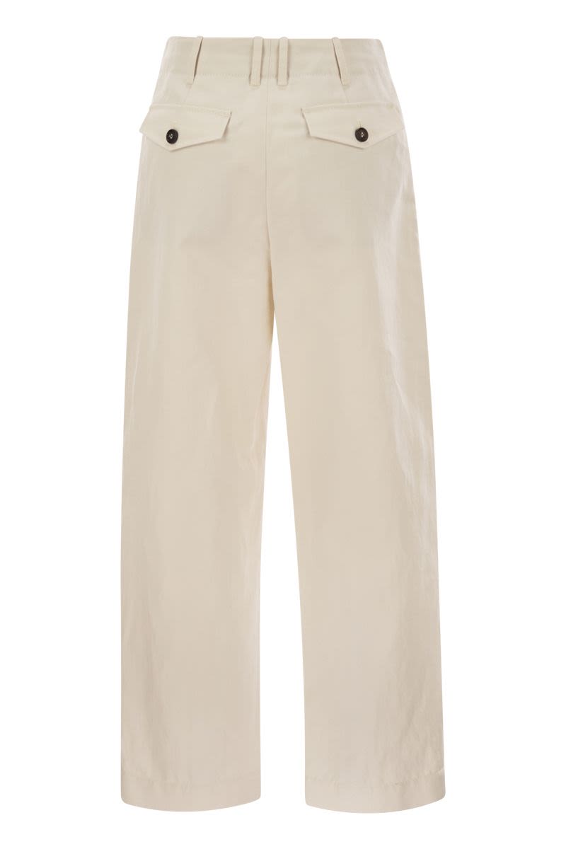 BRUNELLO CUCINELLI Women's Pleated Chino Trousers in Cotton Canvas and Linen - Cropped Silhouette