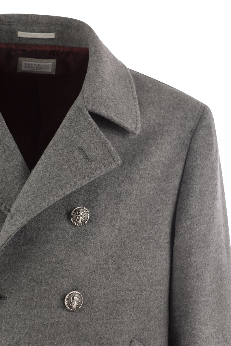 BRUNELLO CUCINELLI Luxurious Cashmere One-and-a-Half-Breasted Jacket with Metal Accents