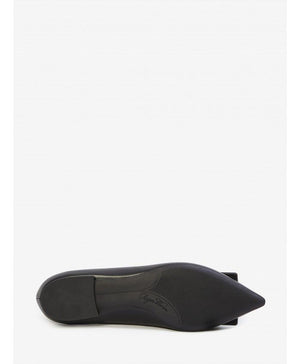 ROGER VIVIER Pointed Design Ballerinas with Branded Buckle - Heel Height: 0.5 cm