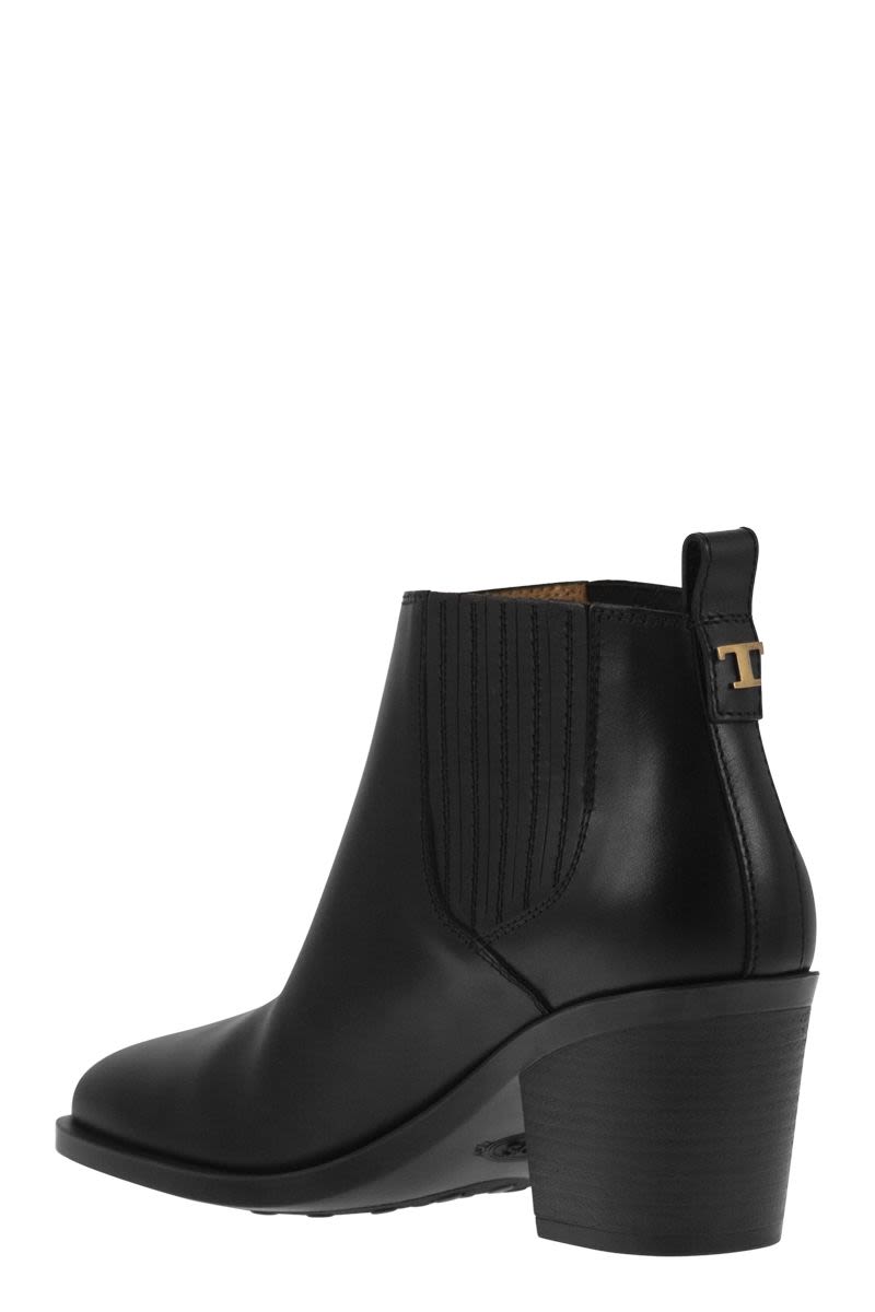 TOD'S Calfskin Ankle Boot with Elastic Inserts and 7 cm Heel